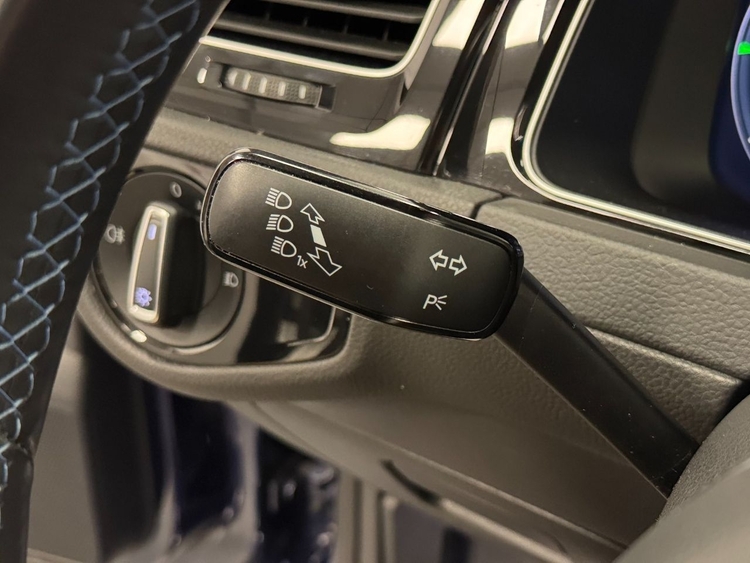 Volkswagen Golf GTE 1.4 TSI e-Power Híbrido enchufable 204 5p foto 24