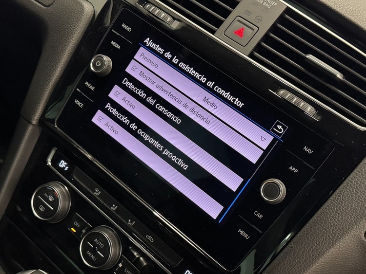 Volkswagen Golf GTE 1.4 TSI e-Power Híbrido enchufable 204 5p foto 40