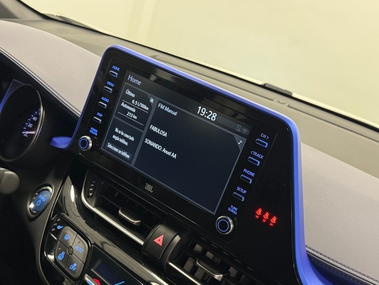 Toyota C-HR CHR foto 39