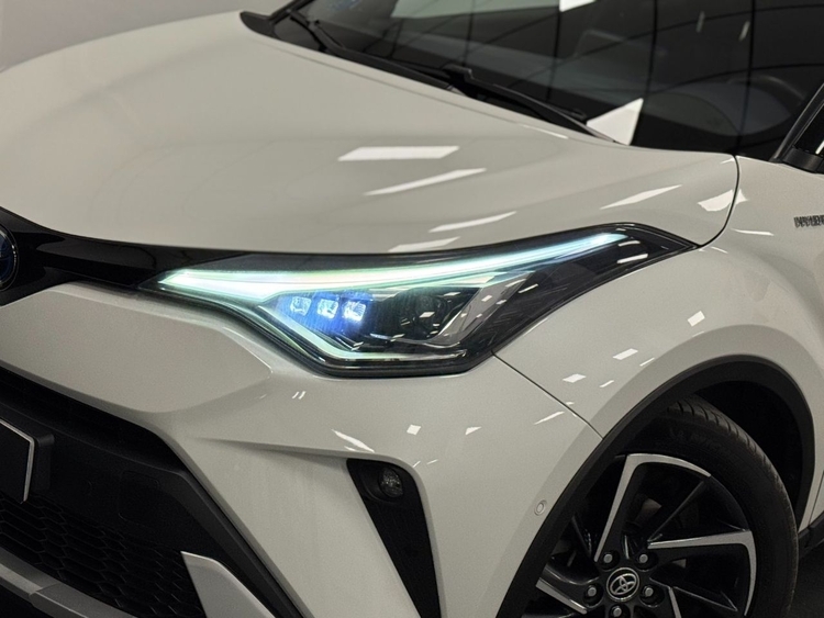 Toyota C-HR CHR foto 50