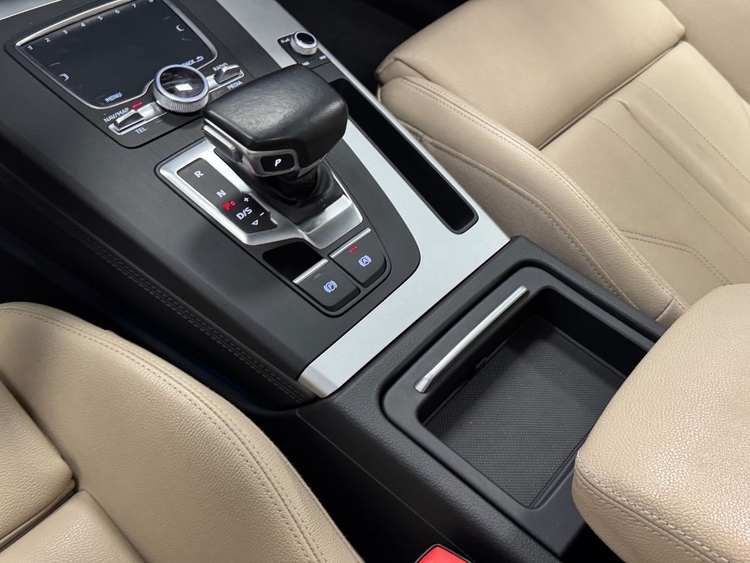 Audi Q5 ADVANCED QUATTRO ULTRA S-TRONIC foto 30