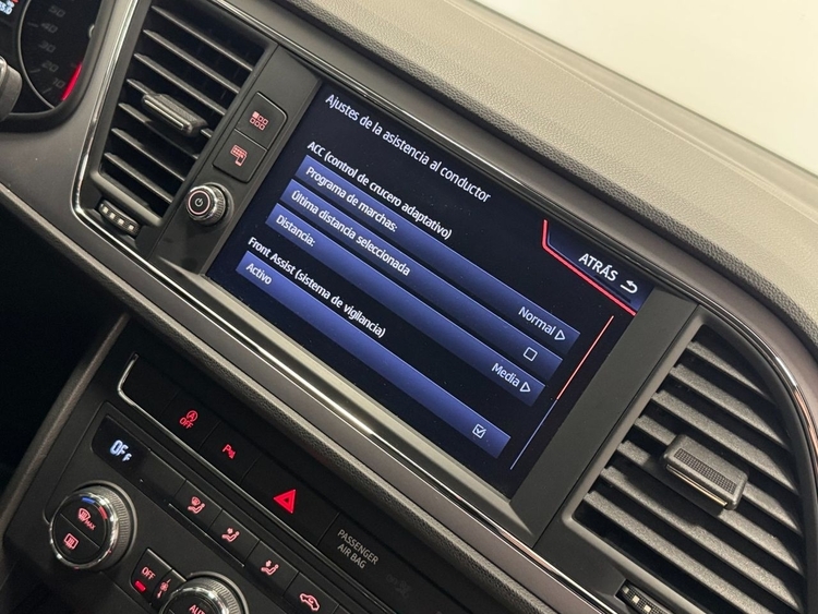 Seat Leon STYLE NAV 115CV foto 34