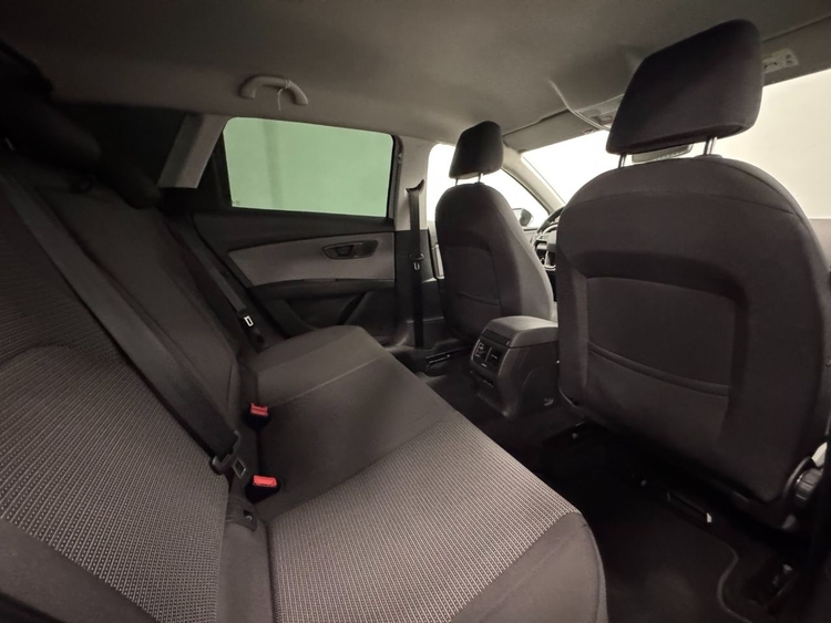 Seat Leon STYLE NAV 115CV foto 39