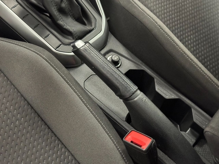 Volkswagen Polo LIFE foto 25