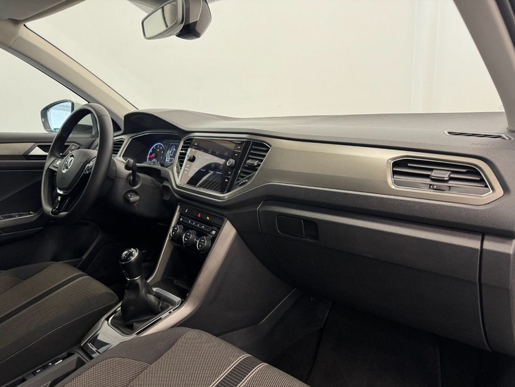 Volkswagen T-Roc ADVANCE foto 8