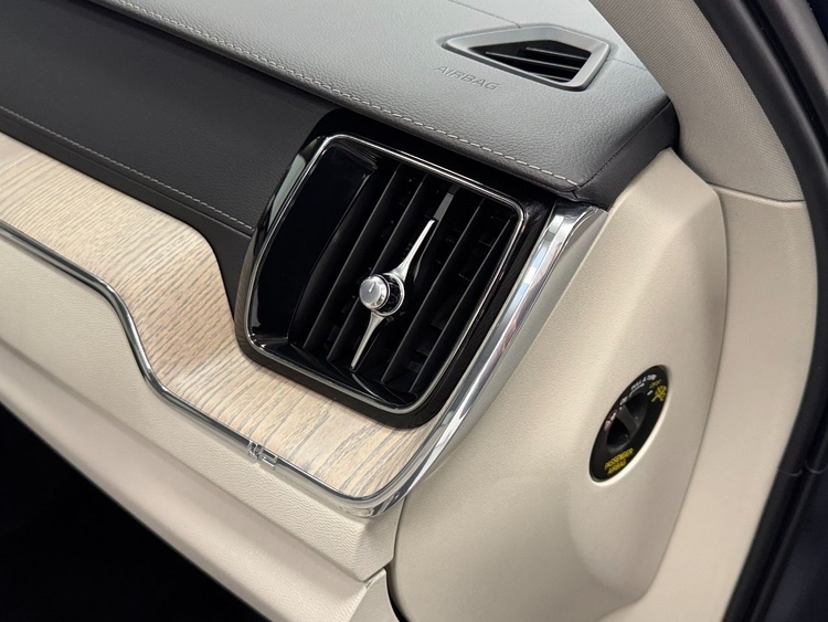 Volvo XC60 B4 PLUS BRIGHT foto 31