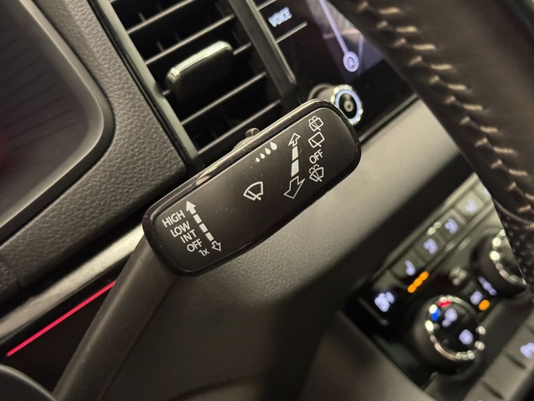 Skoda Karoq SPORTLINE TSI  DSG foto 24