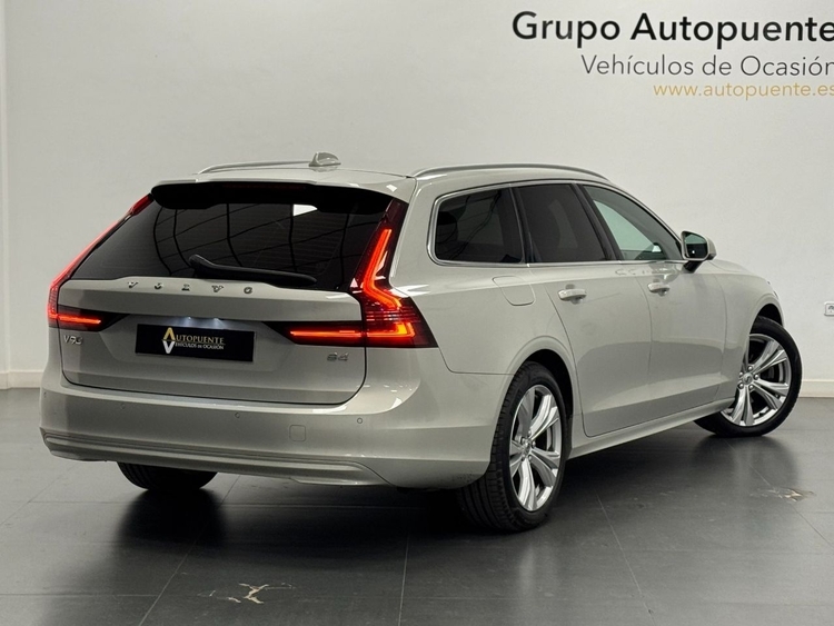 Volvo V90 MOMENTUM PRO AUTO BIRCH LIGHT foto 4