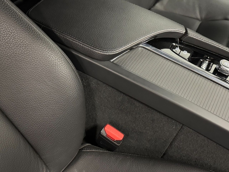 Volvo V90 MOMENTUM PRO AUTO BIRCH LIGHT foto 42