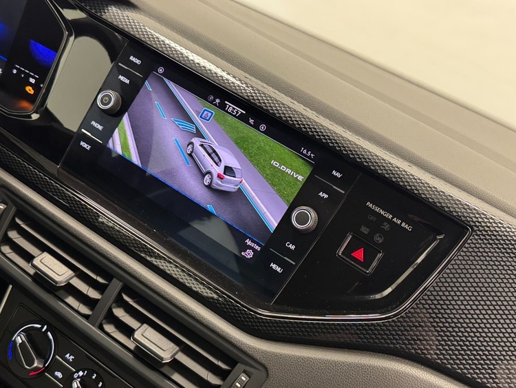 Volkswagen Polo LIFE foto 31