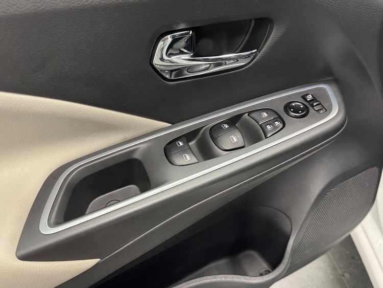 Nissan Micra TEKNA foto 16