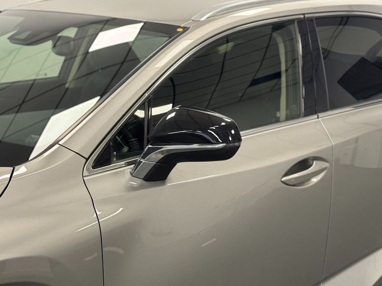 Lexus NX 300H PREMIUM foto 46
