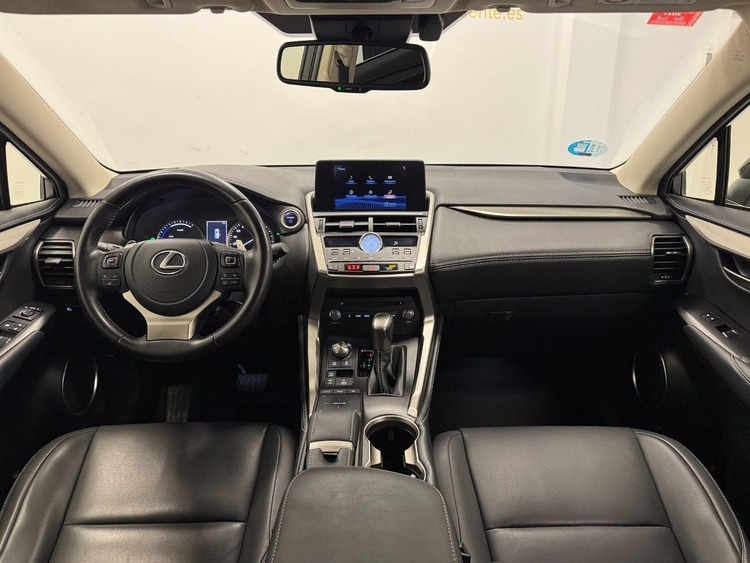 Lexus NX 300H PREMIUM foto 10
