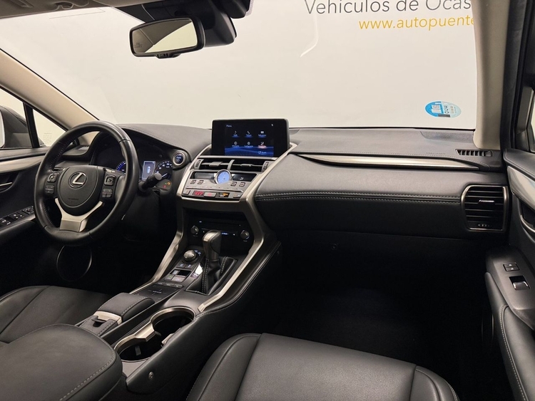 Lexus NX 300H PREMIUM foto 11