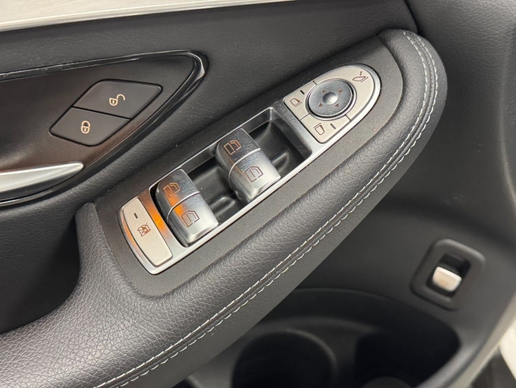 Mercedes Clase GLC 200D 4MATIC AMG foto 15