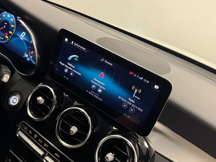 Mercedes Clase GLC 200D 4MATIC AMG foto 32