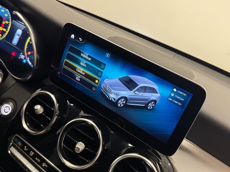 Mercedes Clase GLC 200D 4MATIC AMG foto 34