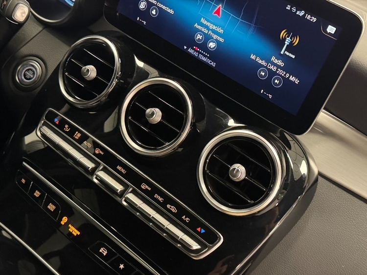Mercedes Clase GLC 200D 4MATIC AMG foto 37