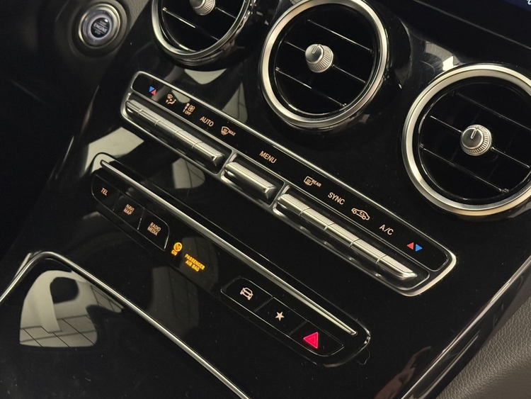 Mercedes Clase GLC 200D 4MATIC AMG foto 38