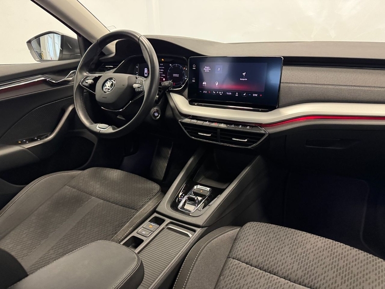 Skoda Octavia AMBITION PLUS foto 12