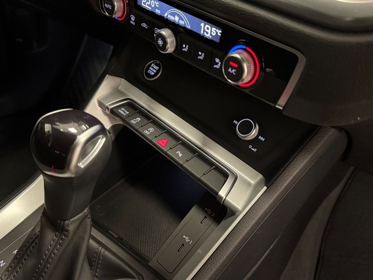 Audi Q3 SPORTBACK 35DI S-TRONIC foto 40