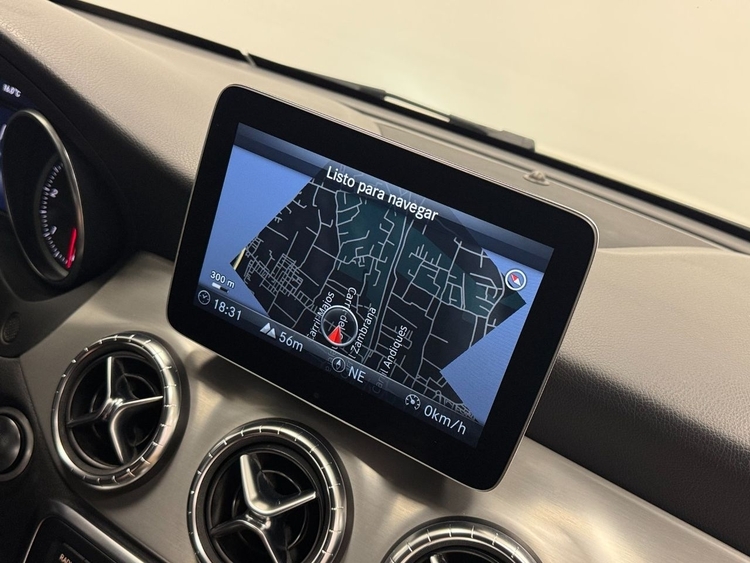 Mercedes Clase CLA AMG 200D foto 34