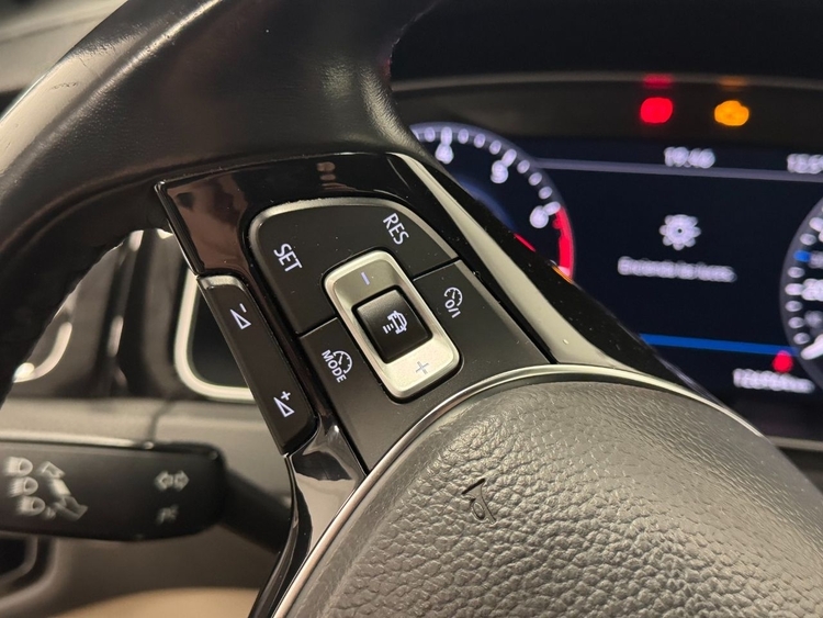 Volkswagen Golf R LINE 1.5TSI 150CV foto 22