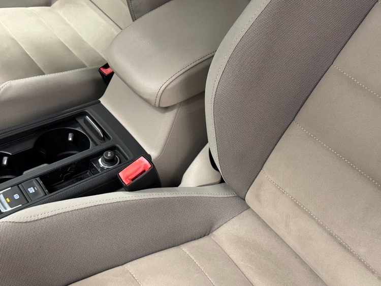 Volkswagen Golf R LINE 1.5TSI 150CV foto 24