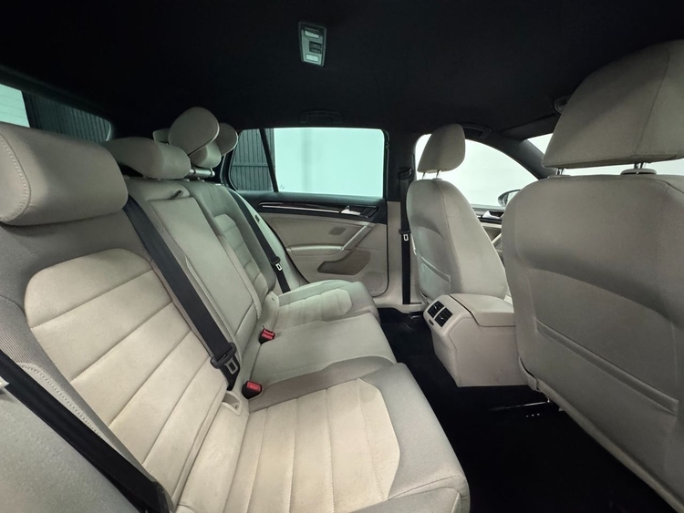 Volkswagen Golf R LINE 1.5TSI 150CV foto 36