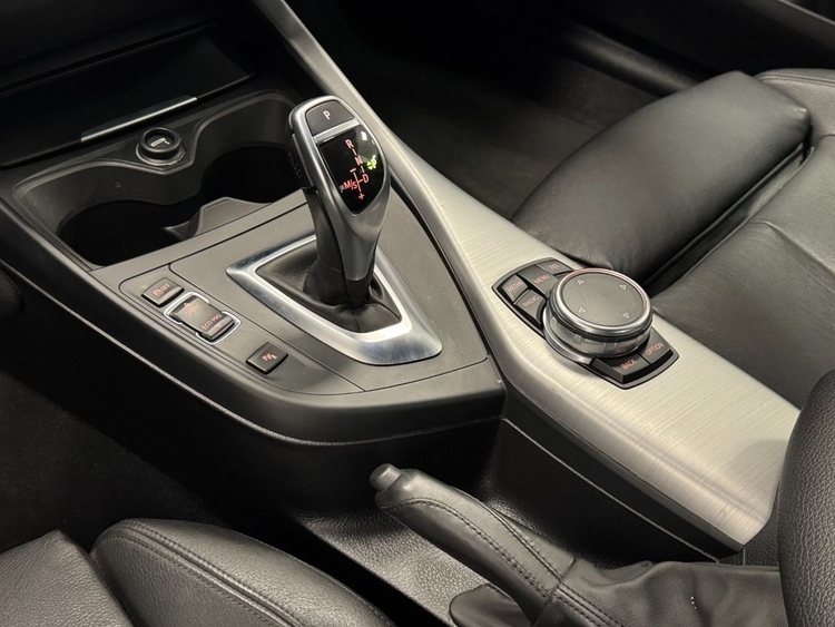 BMW Serie 2 M 235i foto 27