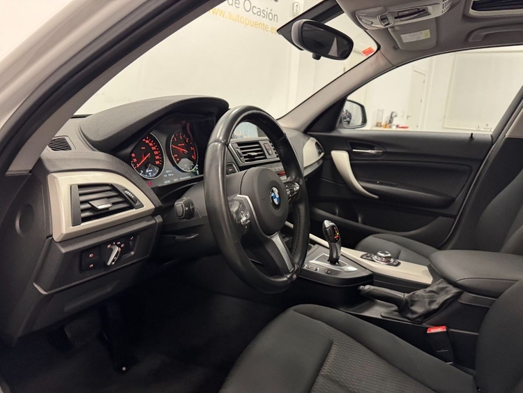 BMW Serie 1 116D foto 15