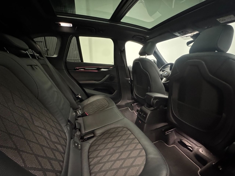 BMW X1 SDRIVE 18D foto 46