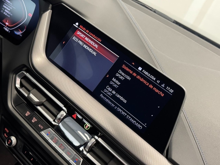 BMW Serie 1 18D foto 41