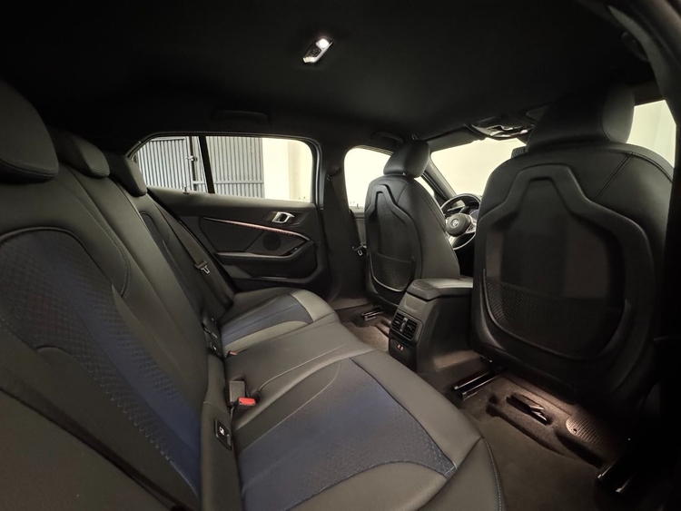 BMW Serie 1 18D foto 49