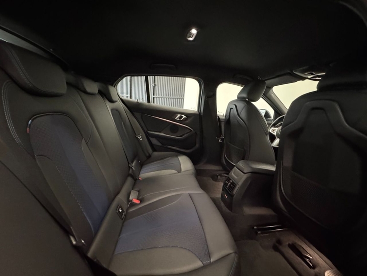 BMW Serie 1 18D foto 50