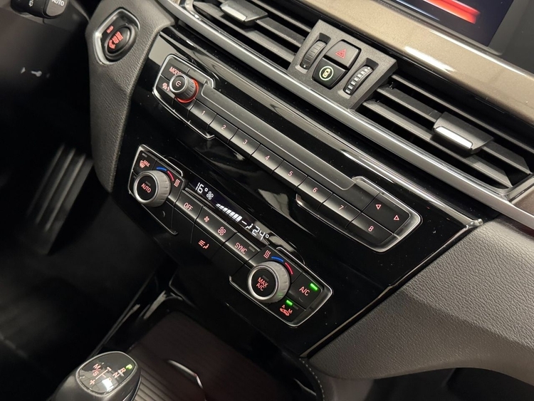 BMW X1 SDRIVE 18D foto 43