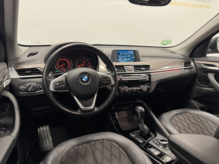 BMW X1 SDRIVE 18D foto 9