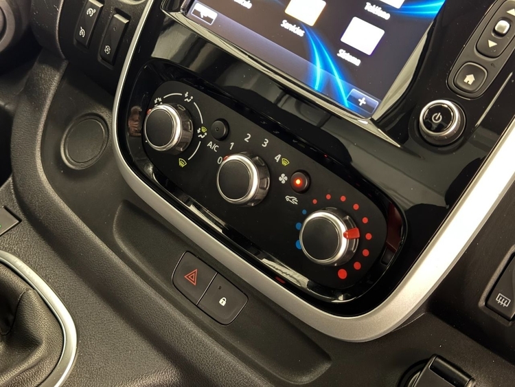 Renault Trafic 29 L2H1 ENERGY BLUE foto 24