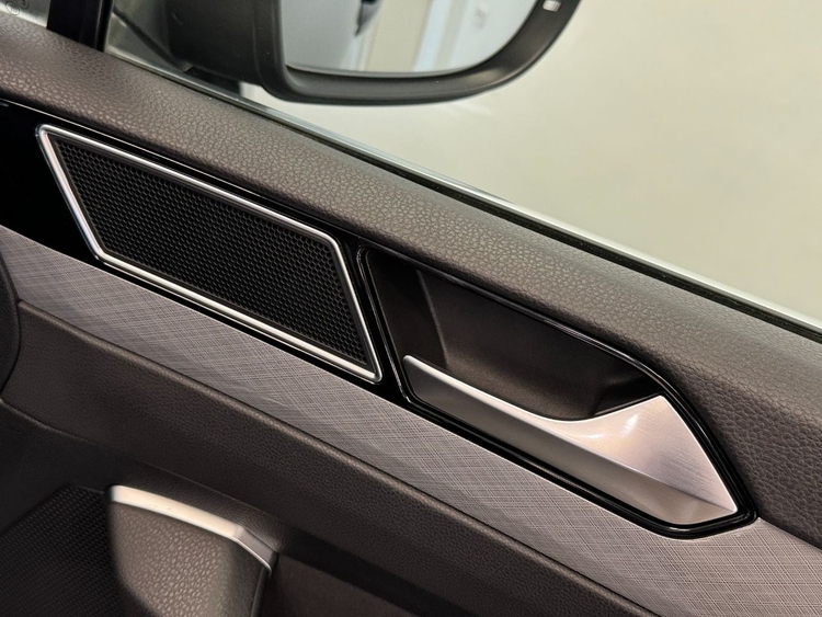 Volkswagen Passat EXECUTIVE DSG  foto 29