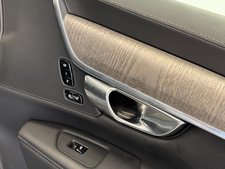 Volvo V90 B4 D INSCRIPTION AUTO foto 29