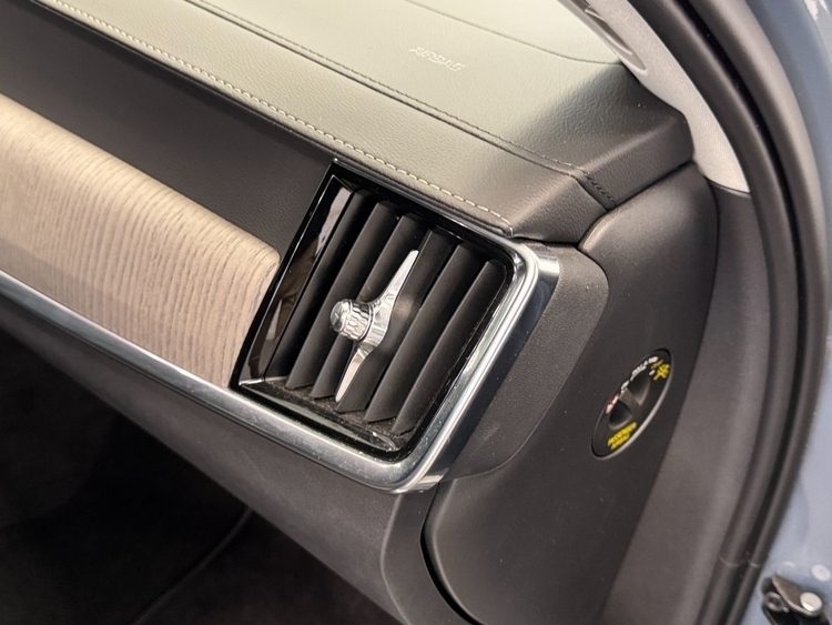 Volvo V90 B4 D INSCRIPTION AUTO foto 31