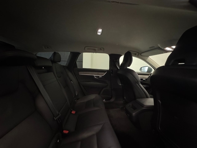 Volvo V90 B4 D INSCRIPTION AUTO foto 41
