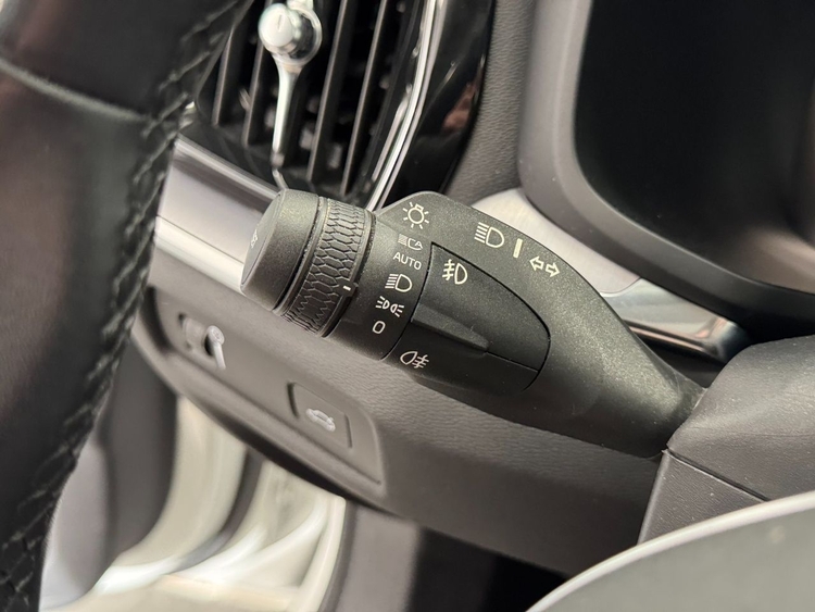 Volvo V60 2.0 B4 D foto 20