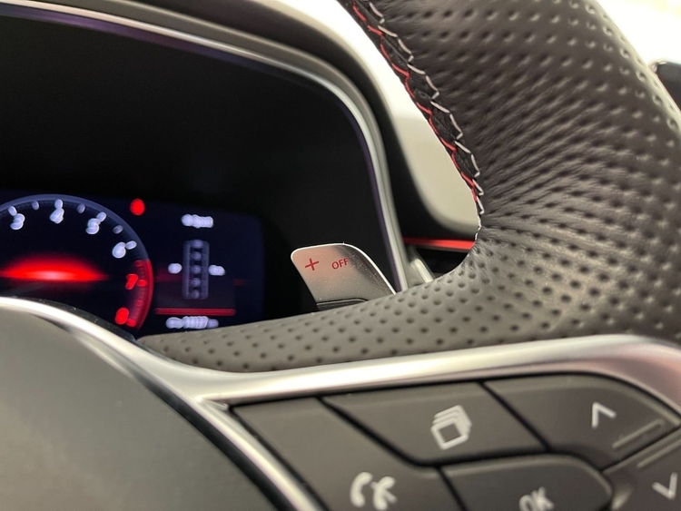 Renault Arkana RS LINE FULL HYBRID 145 foto 29