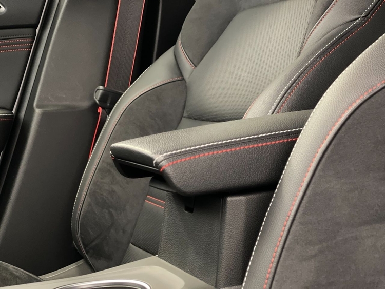 Renault Arkana RS LINE FULL HYBRID 145 foto 30