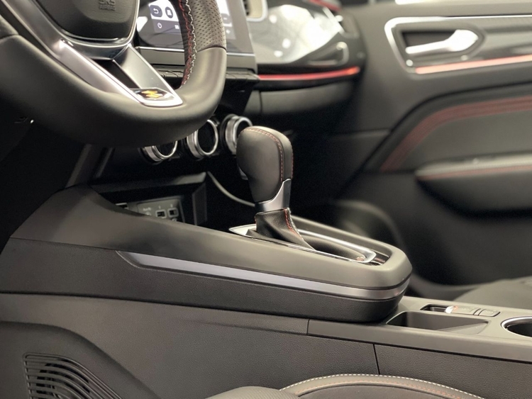 Renault Arkana RS LINE FULL HYBRID 145 foto 32