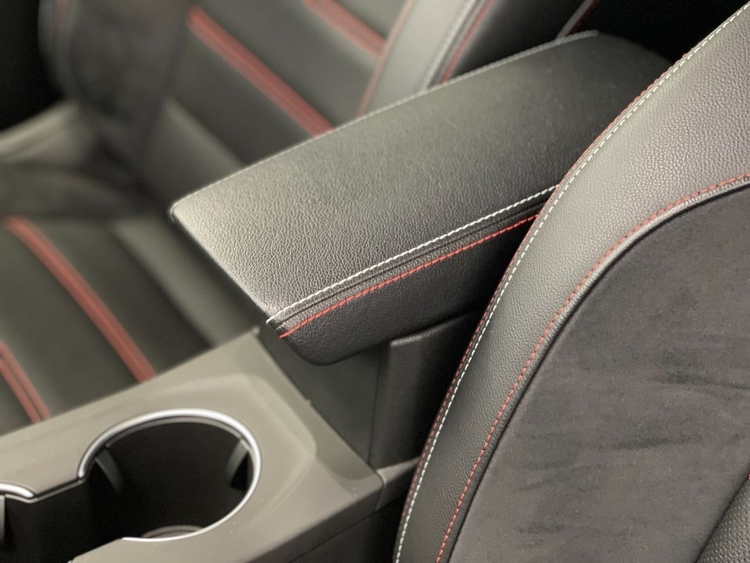 Renault Arkana RS LINE FULL HYBRID 145 foto 33