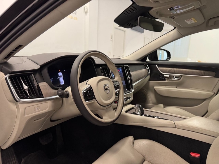 Volvo S90 2.0 B5 D PLUS DARK AUTO foto 14