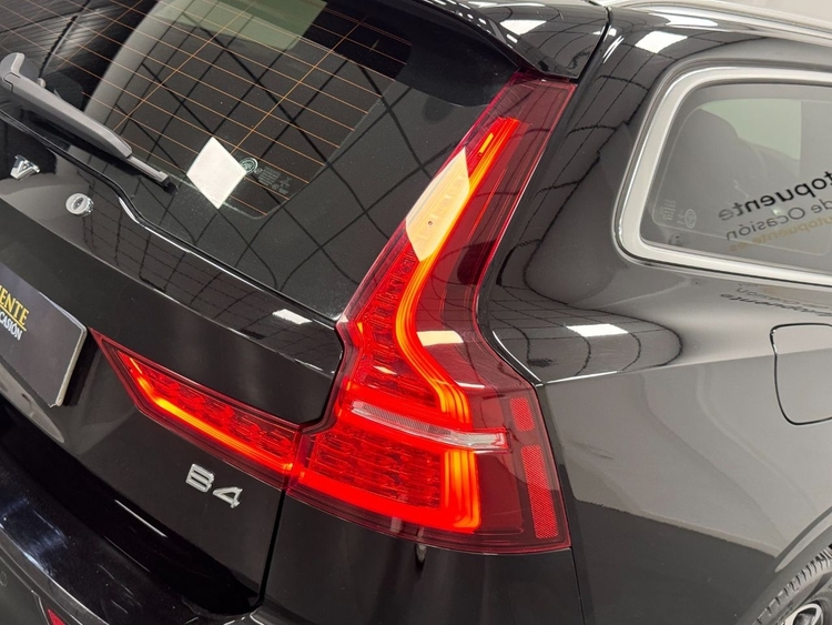 Volvo V60 MOMENTUM PRO AUTO  foto 41