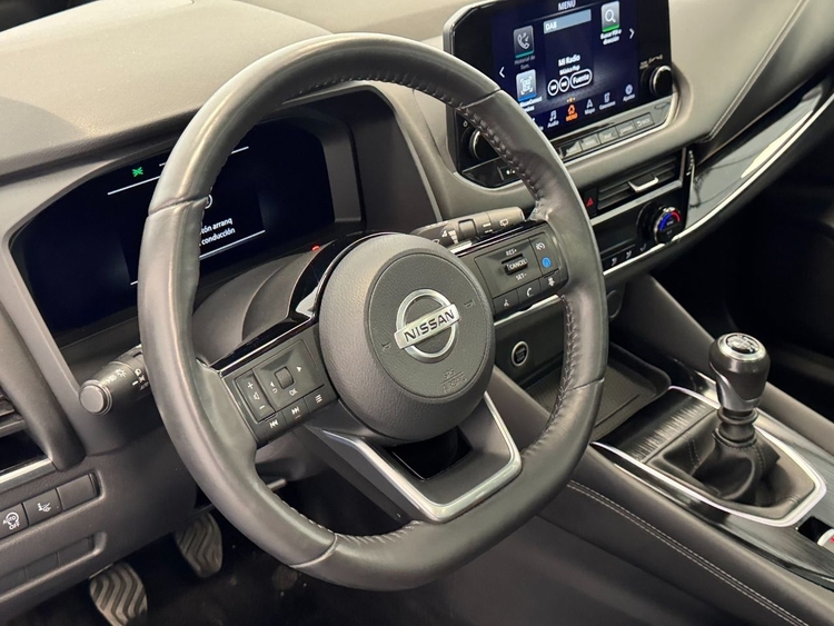 Nissan Qashqai PREMIERE EDITION MHEV 1.4DIG-T 140CV foto 17